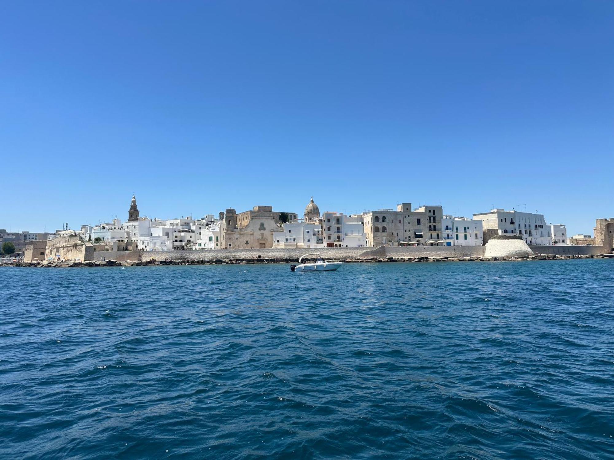 B&B Villa Tiziana โมโนโปลี ภายนอก รูปภาพ