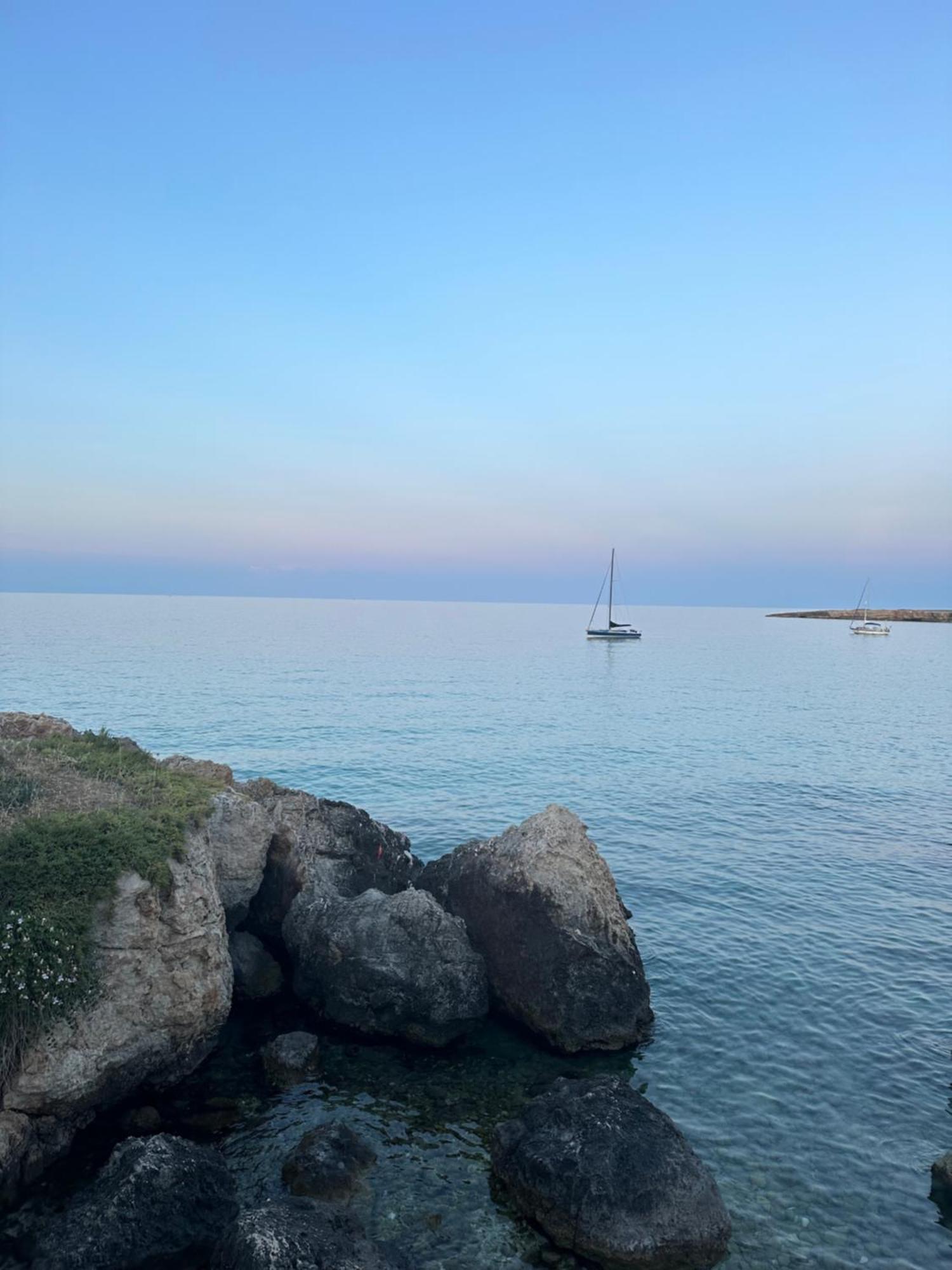 B&B Villa Tiziana โมโนโปลี ภายนอก รูปภาพ